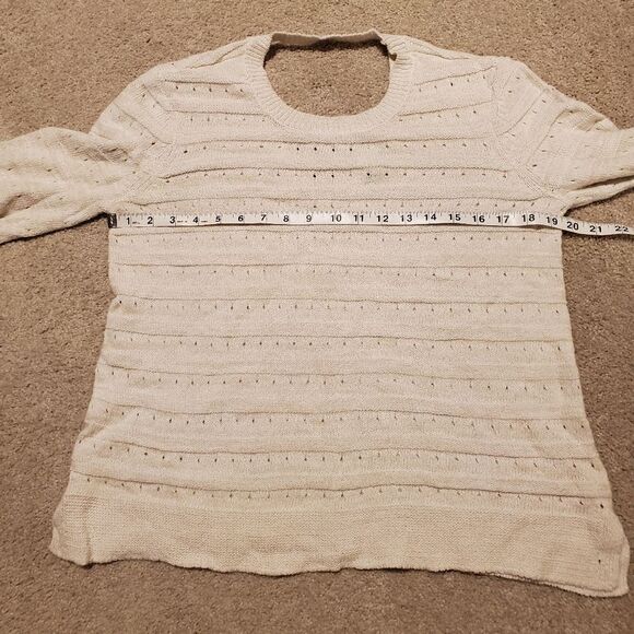 Nic+Zoe Fringe Cuff Top Size Medium - Picture 10 of 10